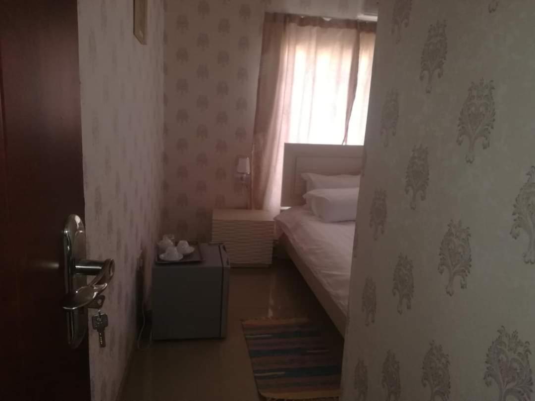 Lee Bed & Breakfast Francistown Zewnętrze zdjęcie