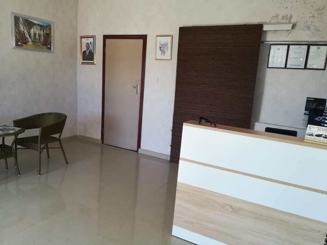 Lee Bed & Breakfast Francistown Zewnętrze zdjęcie